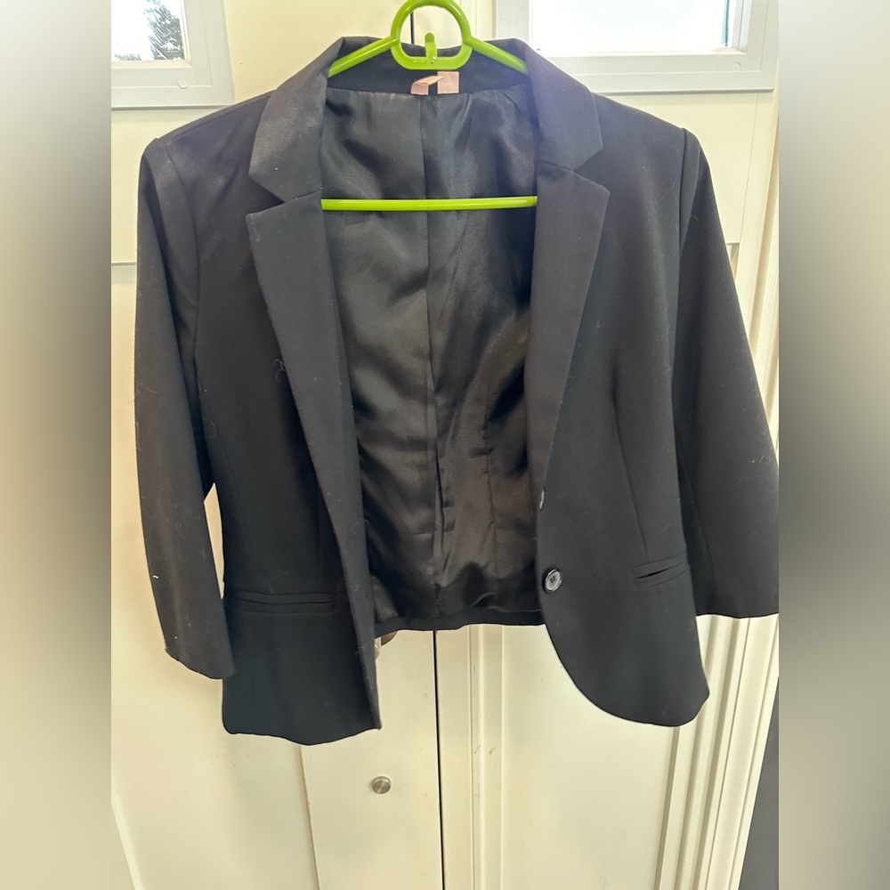 Frenchi Cropped Blazer